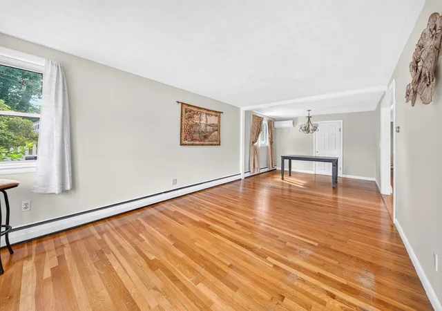Photo 3 of Single family home for sale at 33 Fairchild Ave, Saugus, MA 01906 | MLS# 73572243 | Listing updated on 2026-10-06