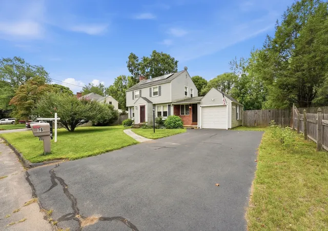 Photo 3 of Sale Pending at 76 Fenway Dr, Springfield, MA 01119 | MLS# 73575389 | Listing updated on 2026-09-30