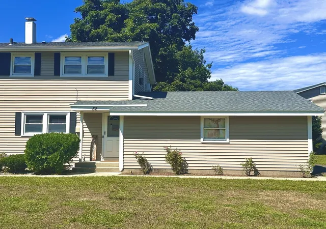 Photo 2 of Condo for sale at 52 Honeysuckle Dr #52, Chicopee, MA 01022 | MLS# 73574552 | Listing updated on 2026-09-13
