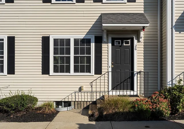 Photo 2 of Condo for sale at 26 Boxberry Ln #26, Rockland, MA 02370 | MLS# 73583850 | Listing updated on 2026-10-24