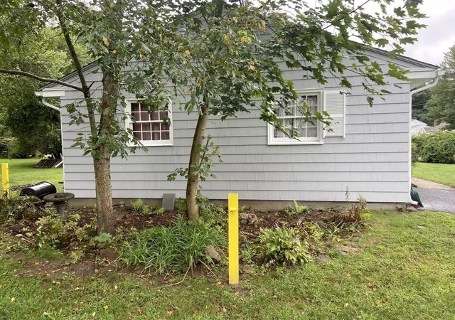 Photo 3 of Sale Pending at 84 Hillside Dr, East Longmeadow, MA 01028 | MLS# 73574055 | Listing updated on 2026-09-17