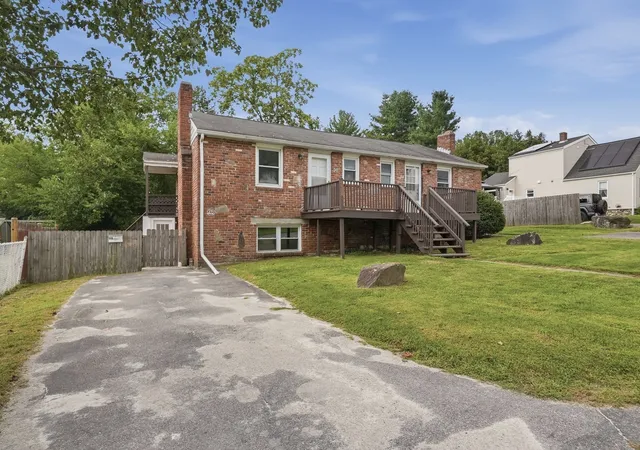 Photo 2 of Multi family home for sale at 98 Kenberma Rd, Worcester, MA 01604 | MLS# 73571335 | Listing updated on 2026-09-06