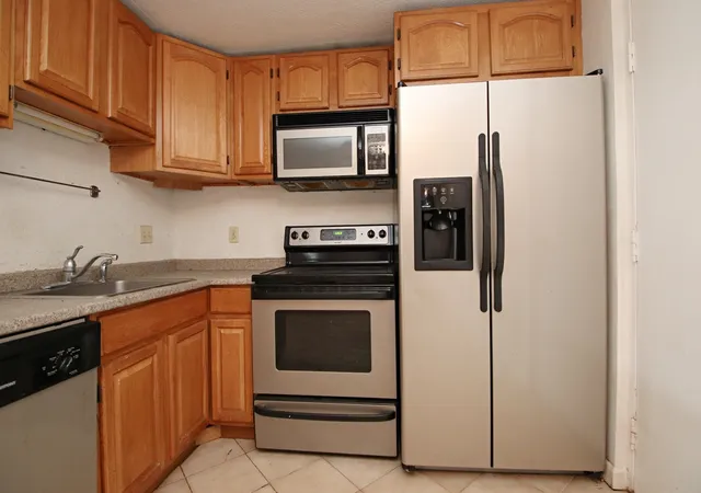Photo 3 of Condo for sale at 15 Staples Ave #42, Everett, MA 02149 | MLS# 73571625 | Listing updated on 2026-09-07