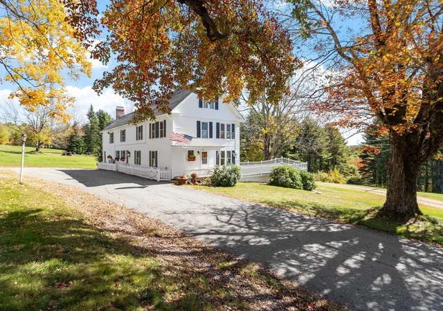 Photo 1 of Single family home for sale at 6 Weaver Fram Rd, Rutland, MA 01543 | MLS# 73588689 | Listing updated on 2026-10-14