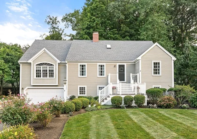 Photo 1 of Single family home for sale at 4 Churchill Rd, Winchester, MA 01890 | MLS# 73572661 | Listing updated on 2026-09-16