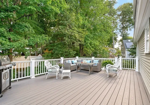 Photo 4 of Single family home for sale at 4 Churchill Rd, Winchester, MA 01890 | MLS# 73572661 | Listing updated on 2026-09-16