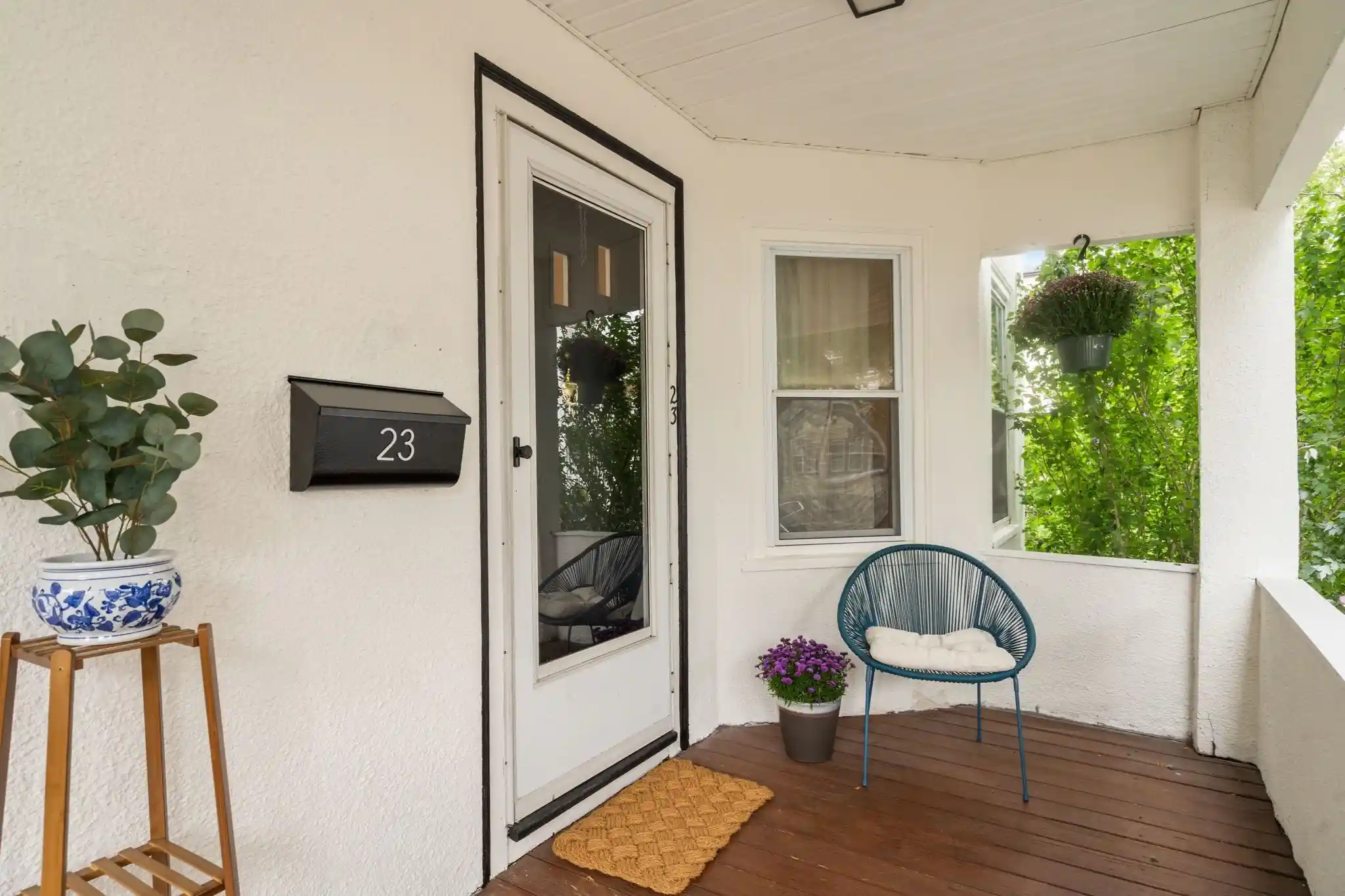 Listing Photo 2 - Condo for sale in 23 Walnut St located at 23 Walnut St, Belmont, MA 01950 - Unit #23