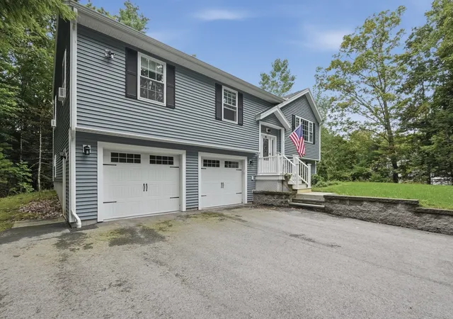 Photo 3 of Sale Pending at 106 Otter River Rd, Gardner, MA 01440 | MLS# 73571722 | Listing updated on 2026-09-07