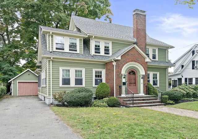 Photo 2 of Sale Pending at 37 Theresa Rd, Quincy, MA 02169 | MLS# 73585584 | Listing updated on 2026-10-14