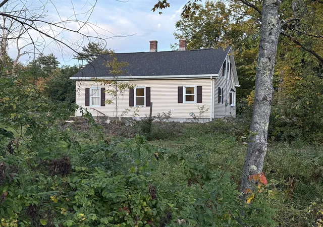 Photo 2 of Single family home for sale at 221 Aldrich St, Belchertown, MA 01007 | MLS# 73585650 | Listing updated on 2026-10-17