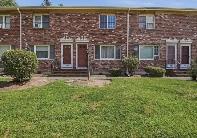 Photo 1 of Condo for sale at 322 Bedford St #322, East Bridgewater, MA 02333 | MLS# 73574582 | Listing updated on 2026-10-04