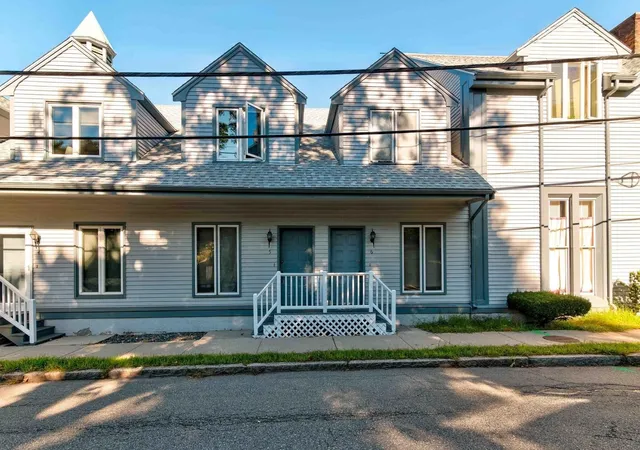 Photo 2 of Sale Pending at 148 Presidents Ln #6, Quincy, MA 02169 | MLS# 73578436 | Listing updated on 2026-10-01