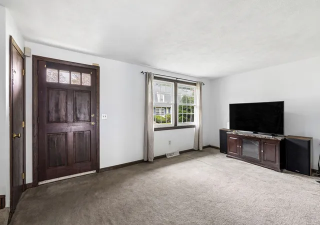 Photo 4 of Condo for sale at 47 Prescott Dr #47, North Chelmsford, MA 01863 | MLS# 73575135 | Listing updated on 2026-09-15