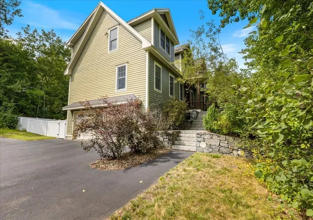Photo 1 of Single family home for sale at 137 Garland Dr, Pelham, NH 03076 | MLS# 73574300 | Listing updated on 2026-09-09