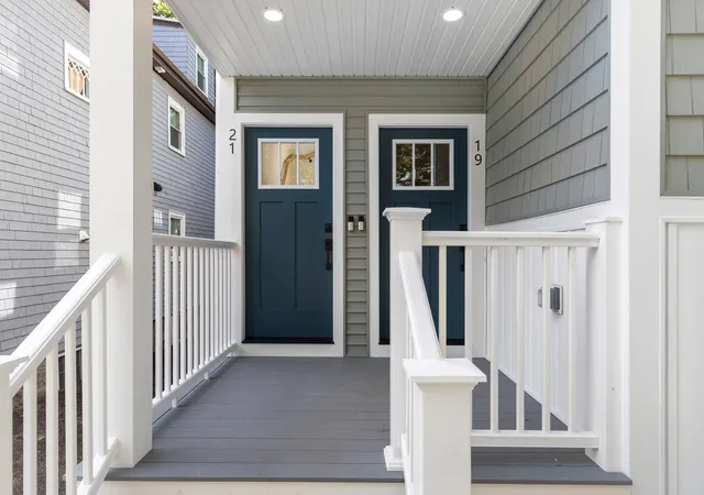 Photo 3 of Condo for sale at 21 Farrington St #2, Arlington, MA 02474 | MLS# 73575768 | Listing updated on 2026-09-16