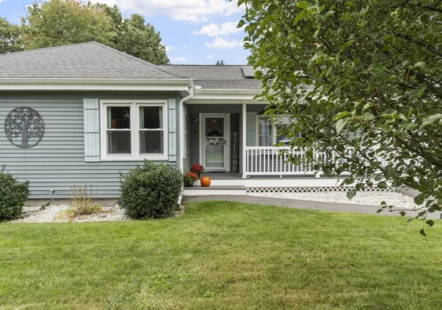 Photo 2 of Single family home for sale at 36 Harkins St, Lancaster, MA 01523 | MLS# 73585728 | Listing updated on 2026-10-05