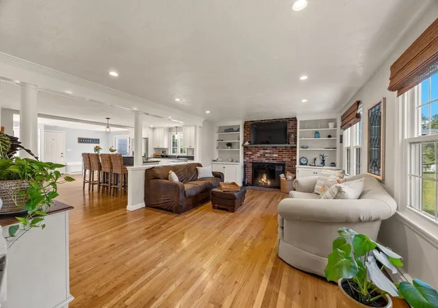 Photo 4 of Single family home for sale at 3 Wellfield Rd, Forestdale, MA 02644 | MLS# 73574871 | Listing updated on 2026-10-27