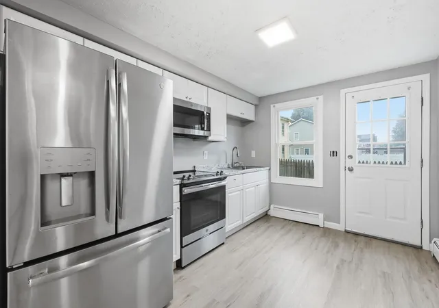 Photo 3 of Sale Pending at 30 Clayton St #E, Springfield, MA 01107 | MLS# 73571467 | Listing updated on 2026-09-04