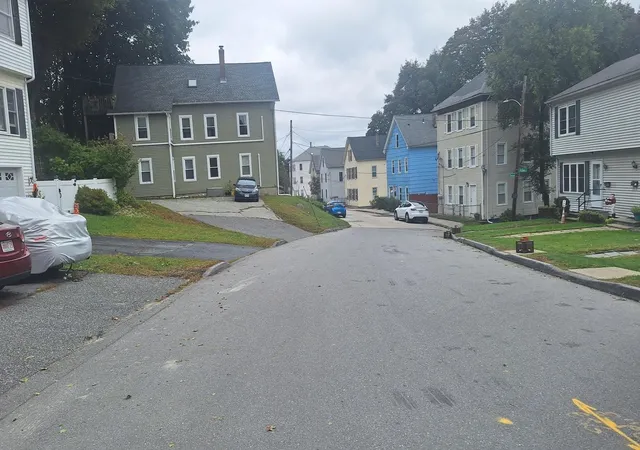 Photo 3 of Sale Pending at 6 Arline St, Worcester, MA 01607 | MLS# 73584530 | Listing updated on 2026-10-16