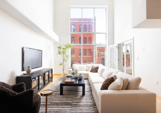 Photo 3 of Condo for sale at 25 Channel Ctr St #409, Boston, MA 02210 | MLS# 73588323 | Listing updated on 2026-10-12