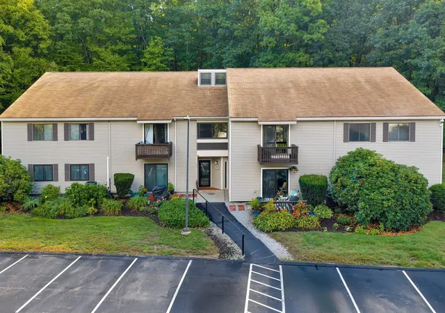 Photo 1 of Condo for sale at 17 Thayer Pond Dr #7, North Oxford, MA 01537 | MLS# 73581170 | Listing updated on 2026-09-26