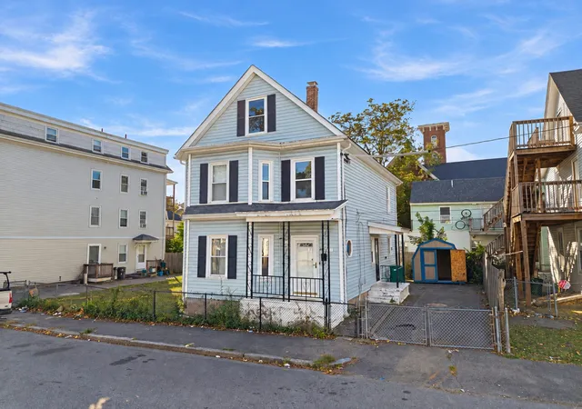 Photo 3 of Single family home for sale at 56 Read St, Lowell, MA 01850 | MLS# 73589047 | Listing updated on 2026-10-10