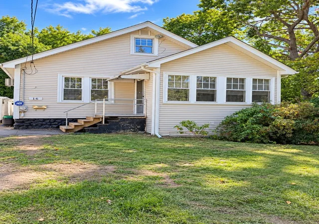 Single family home for sale at 16 Winnipeg St, Worcester, MA 01607 | MLS# 73582793