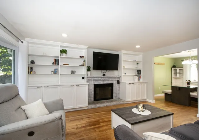 Photo 3 of Single family home for sale at 504 Page St, Avon, MA 02322 | MLS# 73570709 | Listing updated on 2026-09-06