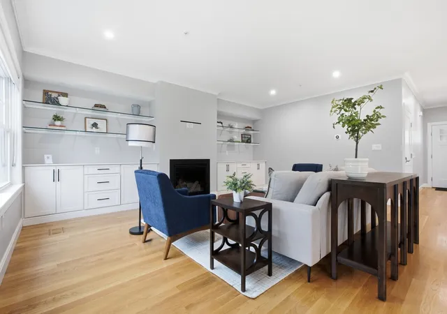 Listing Photo 5 - Condo for sale in building located at 14 Blueberry Hl Ln, Melrose, MA 02176 - Unit #14
