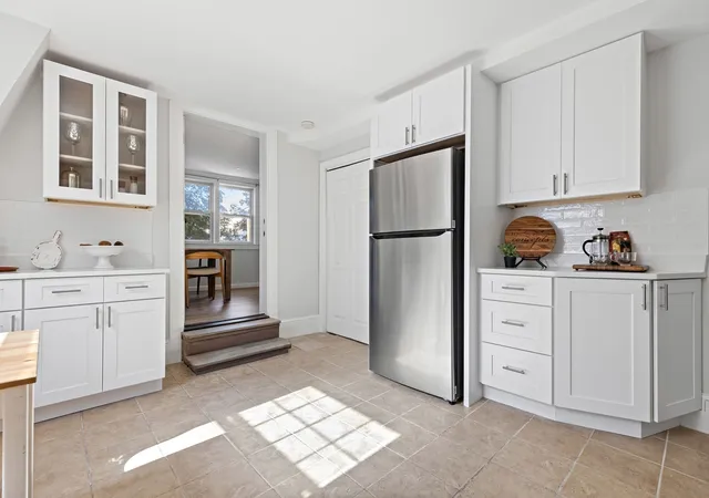 Listing Photo 5 - Condo for sale in building located at 5 Kenwood St, Somerville, MA 02144 - Unit #3