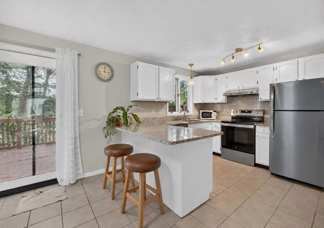 Photo 3 of Single family home for sale at 126 Orton St Ext, Worcester, MA 01604 | MLS# 73577709 | Listing updated on 2026-10-14