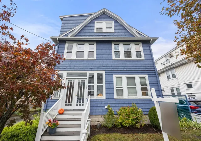 Listing Photo 2 - Condo for sale in building located at 20 Silk St, Arlington, MA 02474 - Unit #2