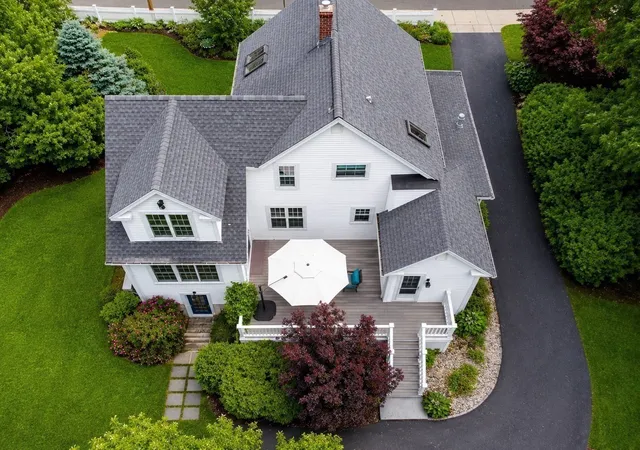 Photo 3 of Sale Pending at 107 Summer St, Franklin, MA 02038 | MLS# 73573118 | Listing updated on 2026-09-24