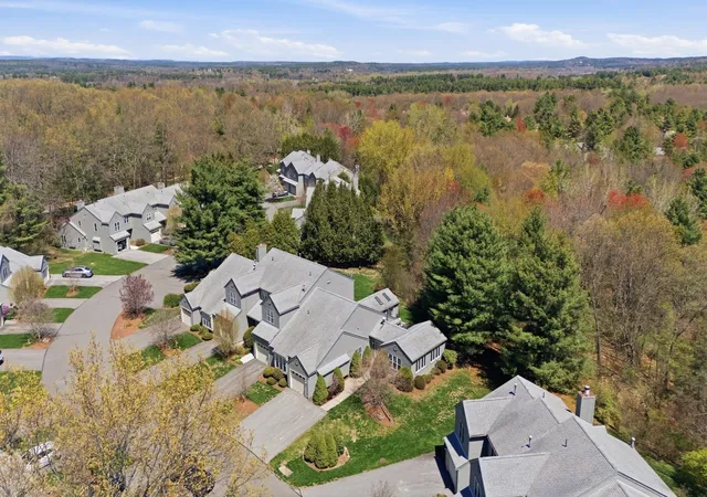 Photo 4 of Condo for sale at 402 Ridgefield Cir #D, Clinton, MA 01510 | MLS# 73571319 | Listing updated on 2026-09-13