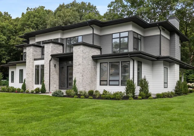 Photo 2 of Mansion for sale at 50 Willard, Weston, MA 02493 | MLS# 73572478 | Listing updated on 2026-09-16