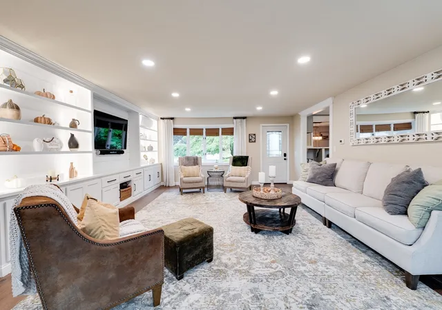 Photo 2 of Sale Pending at 67 Kittredge Dr, Westfield, MA 01085 | MLS# 73573771 | Listing updated on 2026-09-19