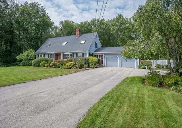 Photo 2 of Sale Pending at 400 Boston Rd, Sutton, MA 01590 | MLS# 73573902 | Listing updated on 2026-09-29