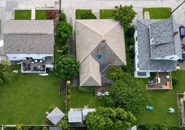 Photo 3 of Single family home for sale at 41 F St, Hull, MA 02045 | MLS# 73574290 | Listing updated on 2026-09-26
