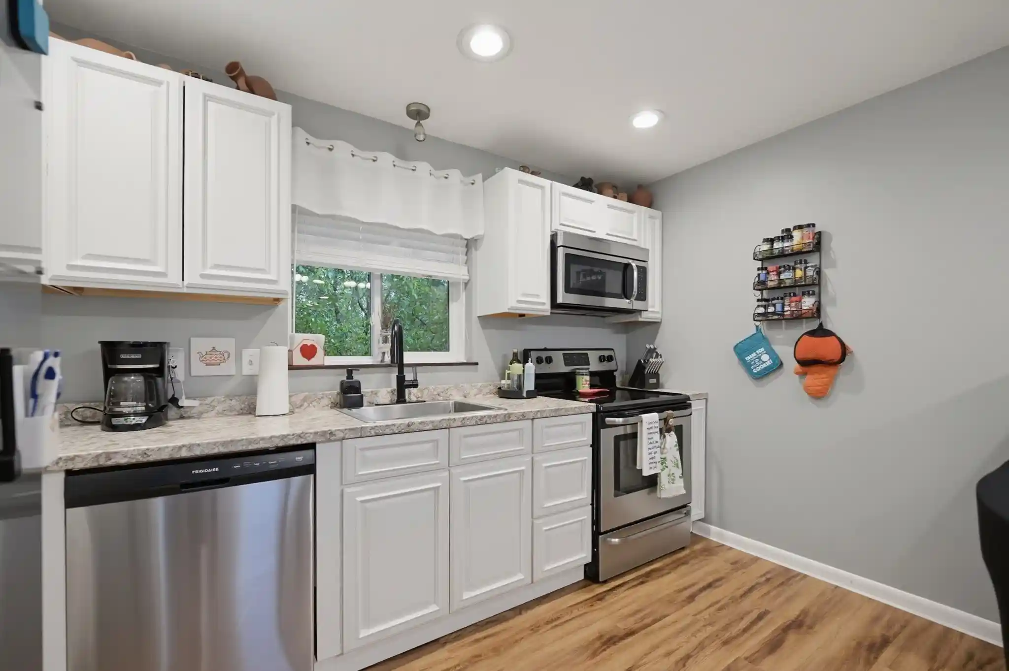 Listing Photo 1 - Condo for sale in 5455 N Main St located at 5455 N Main St, Fall River, MA 02720 - Unit #6F