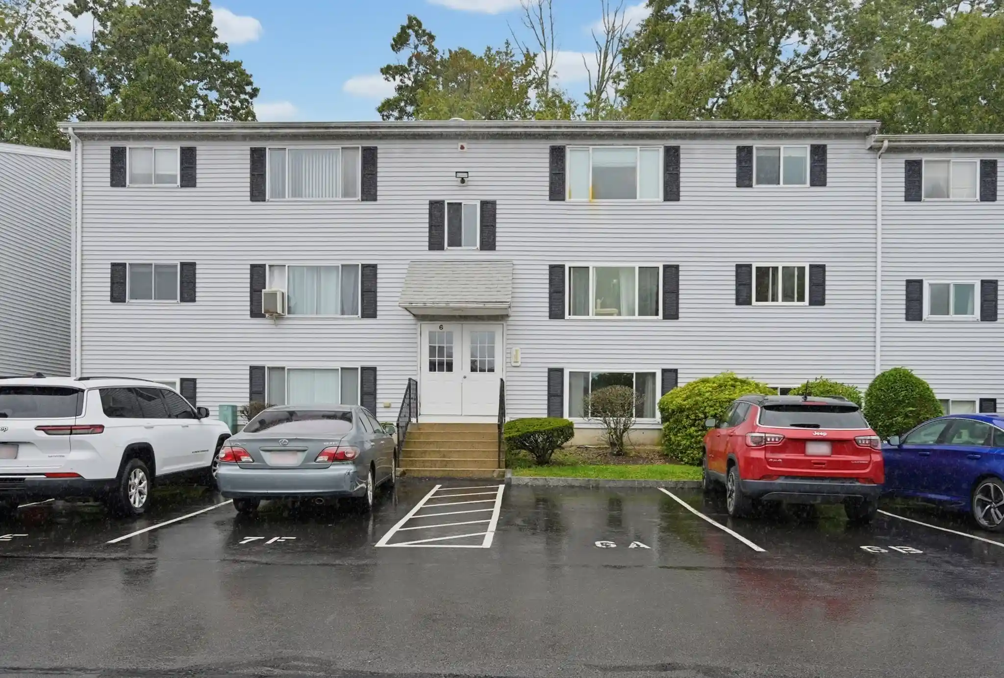 Listing Photo 2 - Condo for sale in 5455 N Main St located at 5455 N Main St, Fall River, MA 02720 - Unit #6F