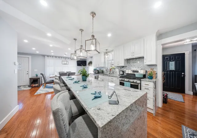 Photo 2 of Single family home for sale at 26 Acacia St, Gloucester, MA 01930 | MLS# 73573899 | Listing updated on 2026-09-14