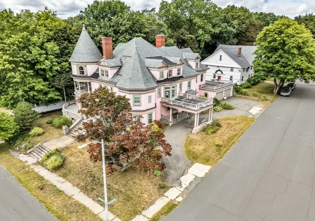 Photo 2 of Single family home for sale at 40 Westland Ter, Haverhill, MA 01830 | MLS# 73575874 | Listing updated on 2026-09-15