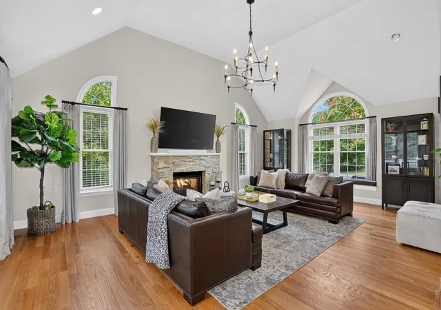 Photo 3 of Sale Pending at 8 Dearth Cir, Ashland, MA 01721 | MLS# 73584692 | Listing updated on 2026-10-05