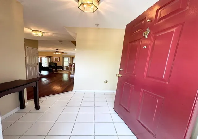 Listing Photo 4 - Condo for sale in building located at 1200 Salem St, Peabody, MA 01940 - Unit #165