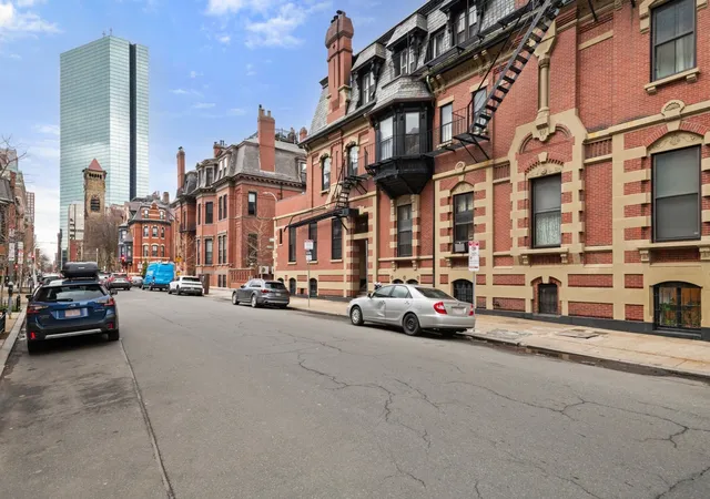 Photo 1 of Condo for sale at 278 Clarendon St #4, Boston, MA 02116 | MLS# 73583626 | Listing updated on 2026-10-03