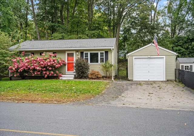 Photo 2 of Single family home for sale at 165 Peter Salem Rd, Leicester, MA 01524 | MLS# 73585781 | Listing updated on 2026-10-15