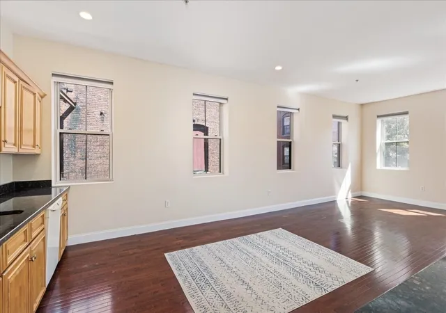 Listing Photo 4 - Condo for sale in building located at 24 Washington St, Haverhill, MA 01832 - Unit #301