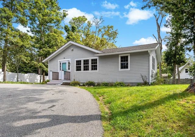 Photo 2 of Sale Pending at 43 Forest Dr, Mashpee, MA 02649 | MLS# 73579161 | Listing updated on 2026-10-07