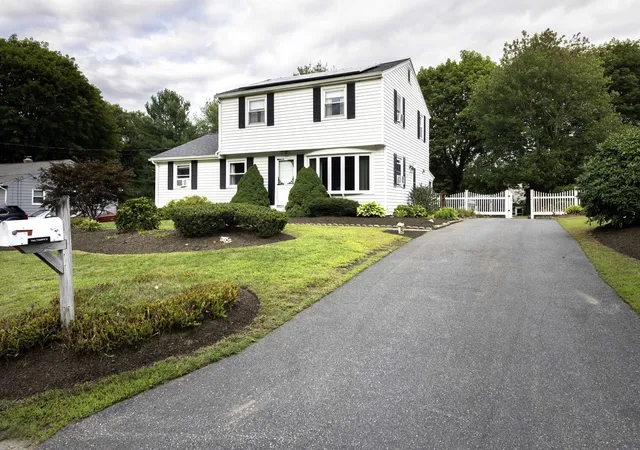 Photo 1 of Single family home for sale at 283 Harriet, Cumberland, RI 02864 | MLS# 73581142 | Listing updated on 2026-10-13