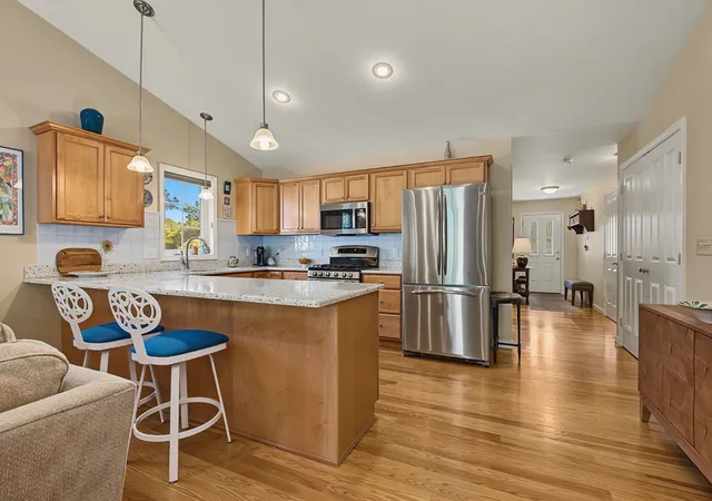Photo 3 of Condo for sale at 49 Silver Crst Ln #49, Greenfield, MA 01301 | MLS# 73579764 | Listing updated on 2026-10-05